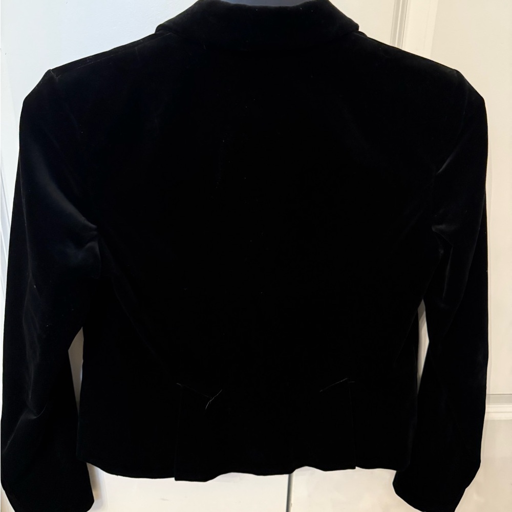 Banana Republic Women's Elegant Velvet Black Blazer - Picture 2 of 3